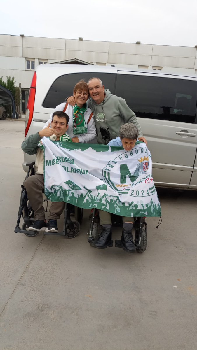 PCMBlanquiverde's tweet photo. Buen viaje a nuestros peñistas y a todo el cordobesismo que va camino de Castellón.

A por la quinta victoria consecutiva @CordobaCF_ofi https://t.co/OoxzUurNVW