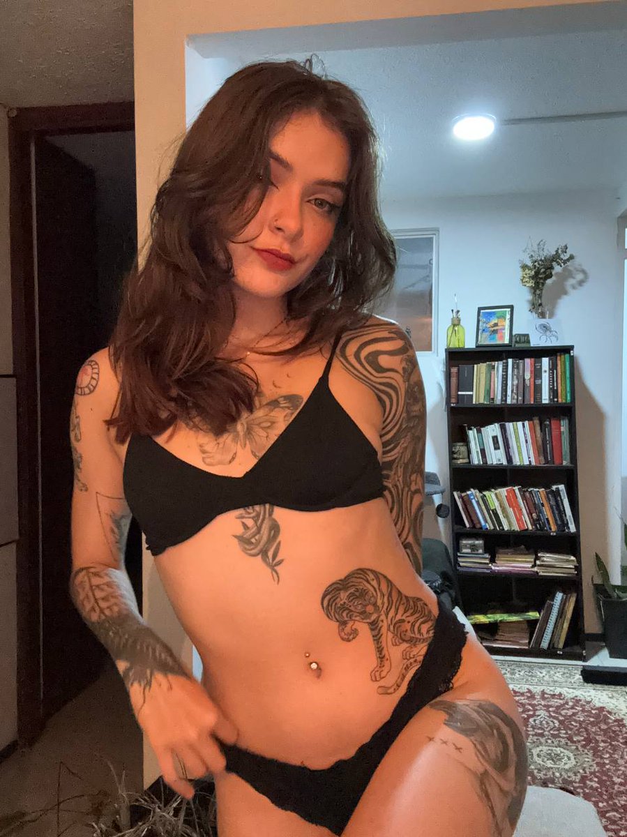 💕𝐋𝐄𝐍𝐀✨ tweet media