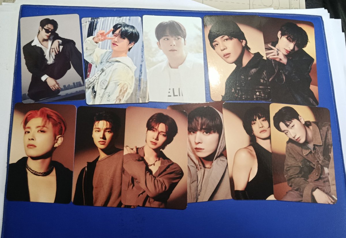 daloiseu's tweet photo. WTS LFB ATEEZ PH

TAKE ALL ONLY. DROP YOUR PRICE OFFERS. 

- can do long dop
- v good condi 

🏷️ hongjoong seonghwa yunho yeosang san mingi wooyoung jongho ateez atiny photocard https://t.co/oicktzOL1Z