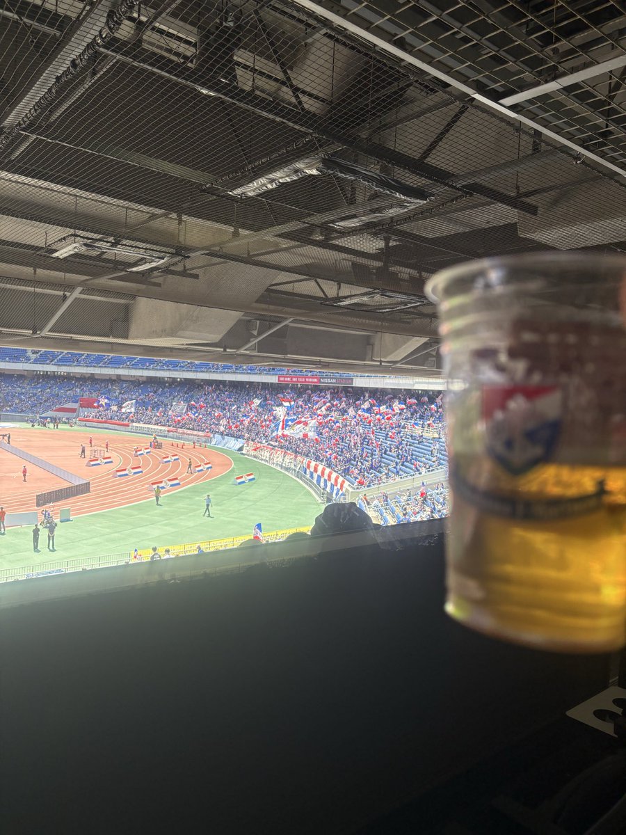 chama_dq10's tweet photo. VIP席で飲み放題🍺 https://t.co/aty8VfUNan