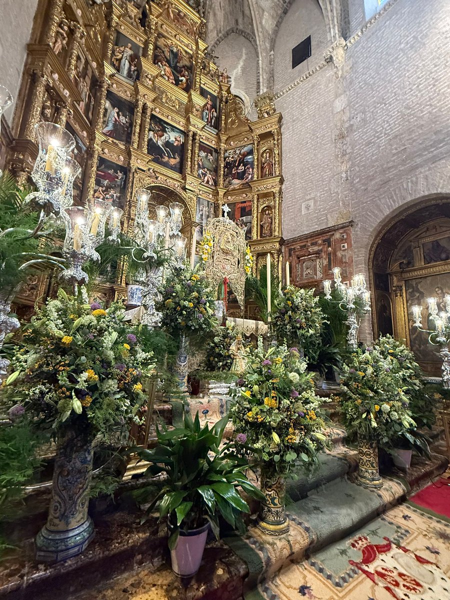 Grado Floristería tweet media