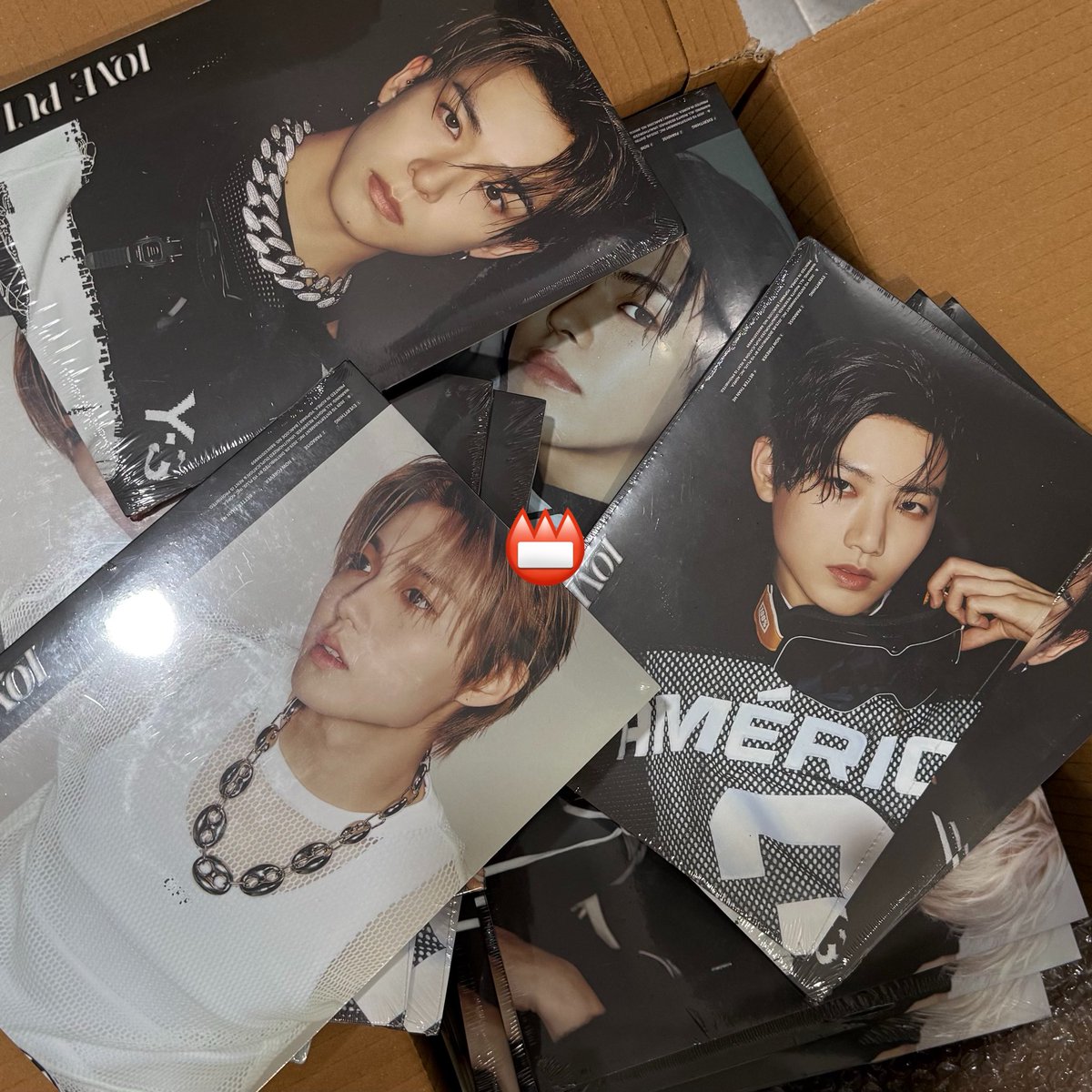 yangdotrs2's tweet photo. pls rt พร้อมส่ง อัลบั้ม LOVE PULSE
໒꒱ ไม่แกะ 100 (photobook ver)
໒꒱ ไม่แกะ 60 digipack ดิจิแพค 
໒꒱ มีทุกเวอร์ มีทุกเมม จำนวนมากค่ะ
🚛 ค่าส่งเหมา 50 (ซื้อเกิน500ส่งฟรี)
⛔️ นัดรับหน้าคอนที่ไทยได้ค่ะ 
สอบถามเพิ่มเติมทาง dm ค่า 

#ตลาดนัดtreasure
ฮยอนซอก จีฮุน โยชิ จุนกยู แจฮยอก อาซาฮิ โดยอง ฮารุโตะ จองอู จองฮวาน wts sell
album ขาย บั้มไม่แกะ