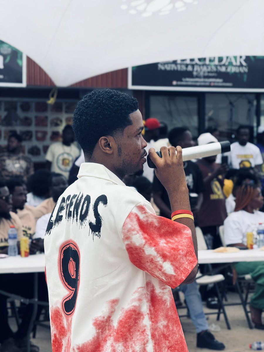 Harrismadeit 🇨🇦🇬🇭 tweet media