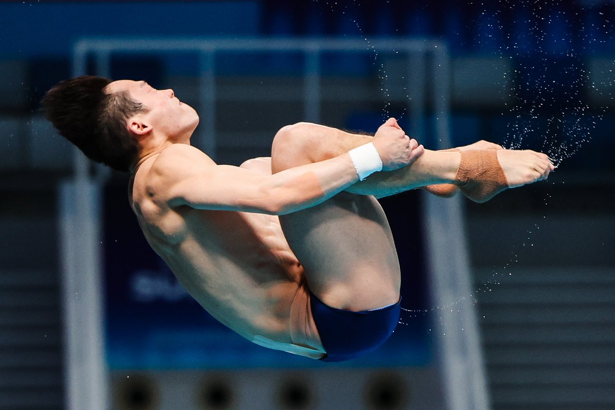CGTNSportsScene's tweet image. 🇨🇳🥇Wang Zongyuan seals gold in men’s 3m springboard at #DivingWorldCup Super Final in #Beijing, with teammate Zheng Jiuyuan taking🥈. 

💯Wang’s FOURTH straight title since the event’s inception in the Final, diving dynasty confirmed.✅

🇲🇽#Mexico’s Osmar Olvera Ibarra grabs🥉.