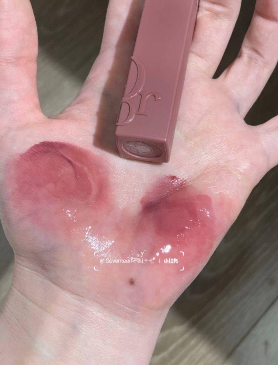 〰️ Preorder〰️ 
🌺Dior Addict Lip Tint 5ml. 🌺 (No Box) ขนาดปกติเลยค่า 

💬 สี 491 Natural Rosewood

✖️Price : 490฿✖️ ‼️รอบถูก‼️

📌จ่ายตอนของมา แต่ห้ามเทน้า
📍รับจำนวนจำกัด
(รอของ6-8week) #jeffbpre 

⬇️สั่งจองได้ที่ฟอร์มใน reply ใต้โพสนะคะ⬇️