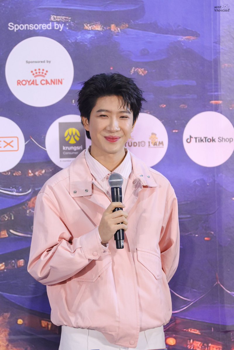🐽มอมิ้น🐽 { slow 😫 } tweet media