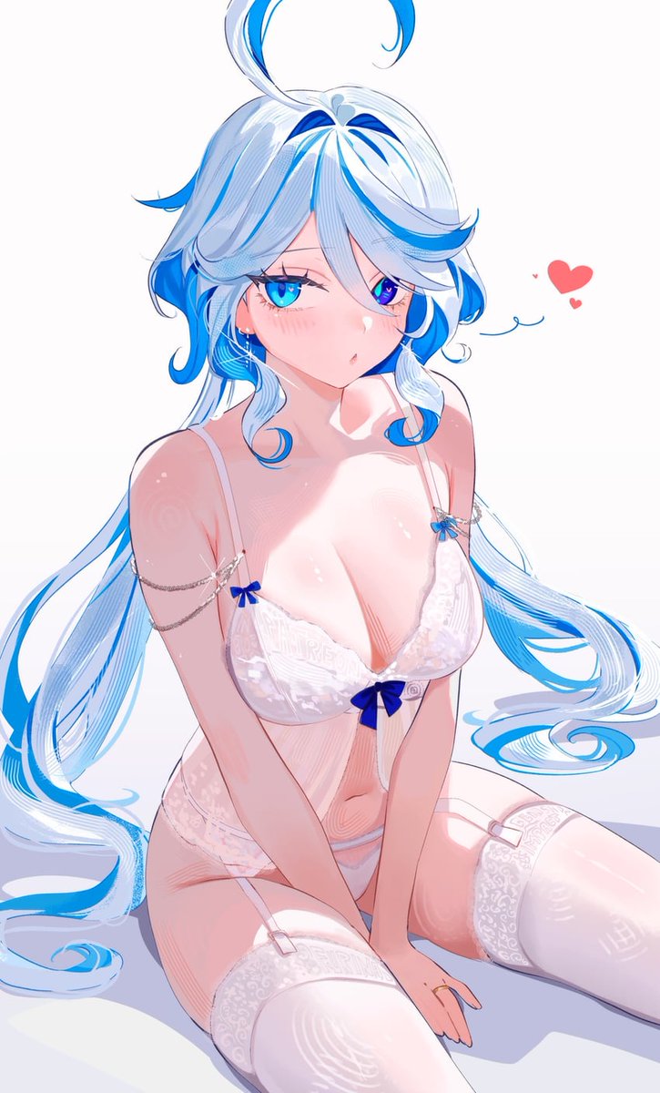 💧💙 ¿Porque me da la sensación de que ese conjunto se me hace extrañamente familiar? FuFu~