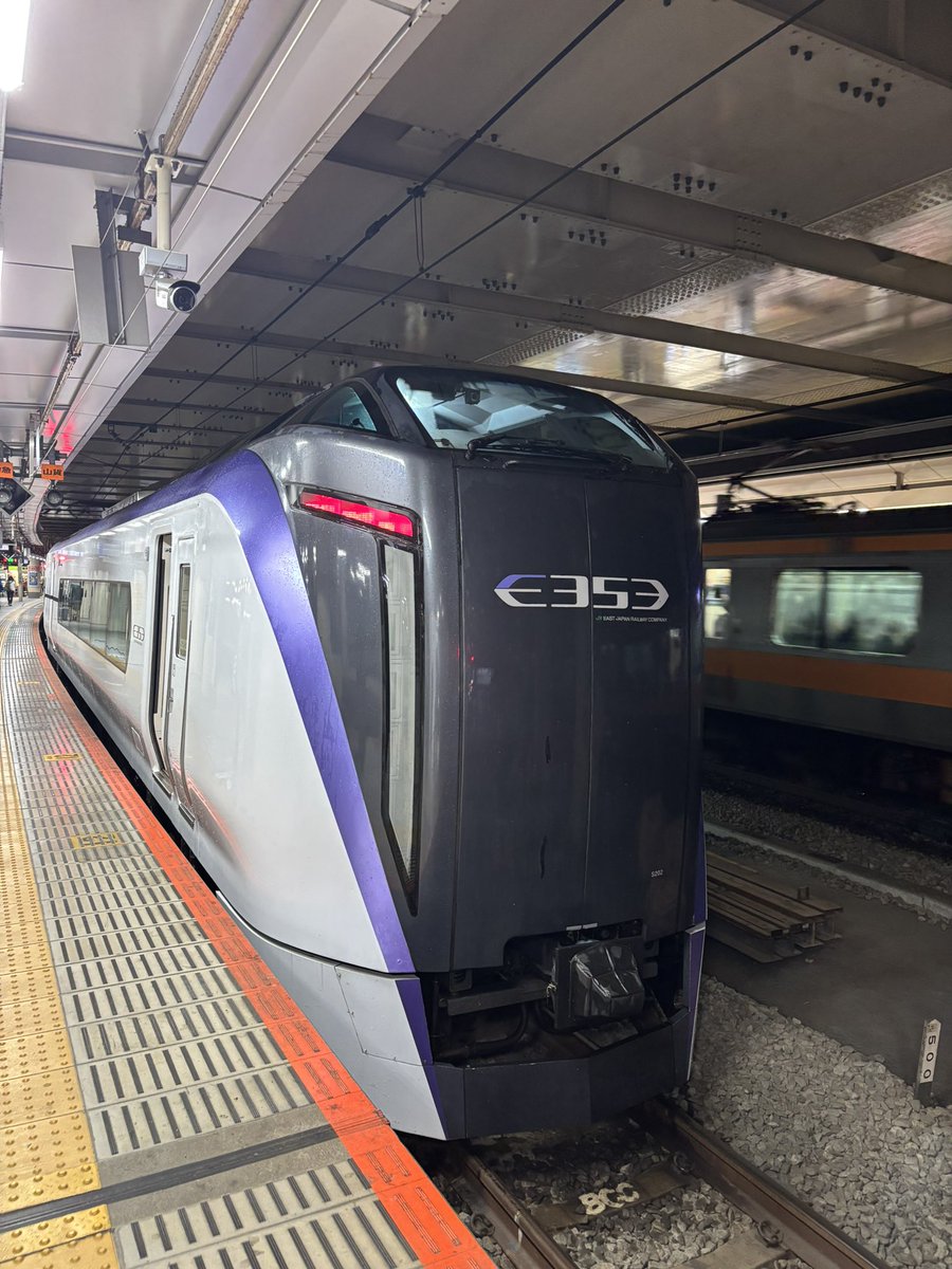 s_ran17's tweet photo. 立山黒部アルペンルート①
新宿から特急で松本駅へ、その後バス🚌で白川郷散策🚶‍♀️小雨が気になるけど、なんとか回り、富山へ。駅では日本酒イベント、店は予約していた居酒屋🏮すごい人気で酒🍶美味しく、地だこのすり身揚げ200円お勧め☺️
#吟チロリ #白海老 https://t.co/5rYa4eoUj4