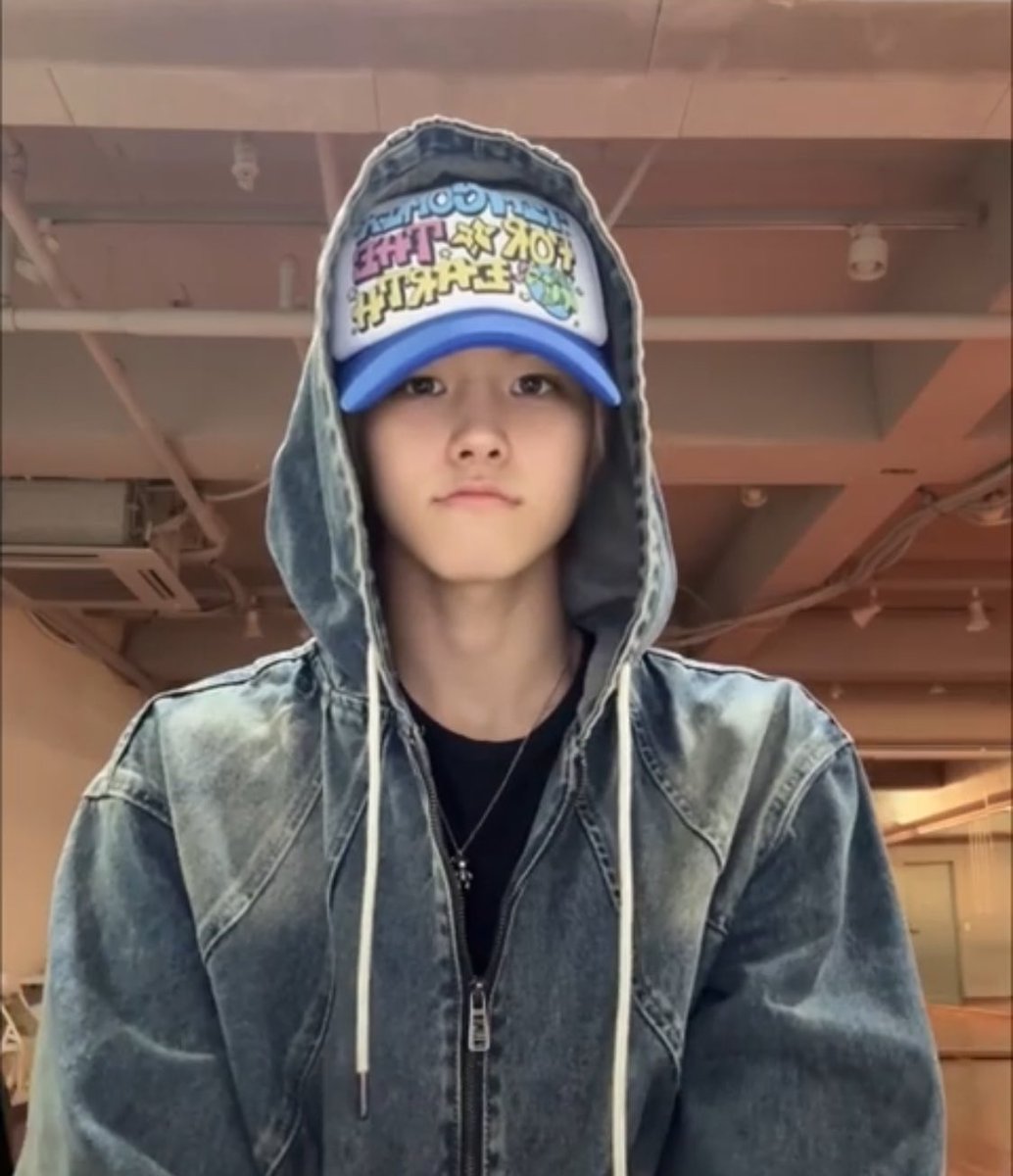 쭈랑원.. tweet media