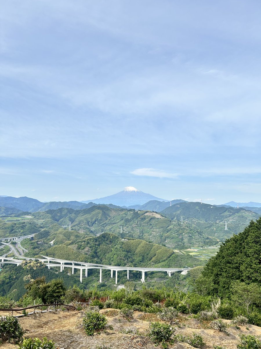 oniii_9's tweet photo. いいとこ見つけた https://t.co/xfqRkYBEVe