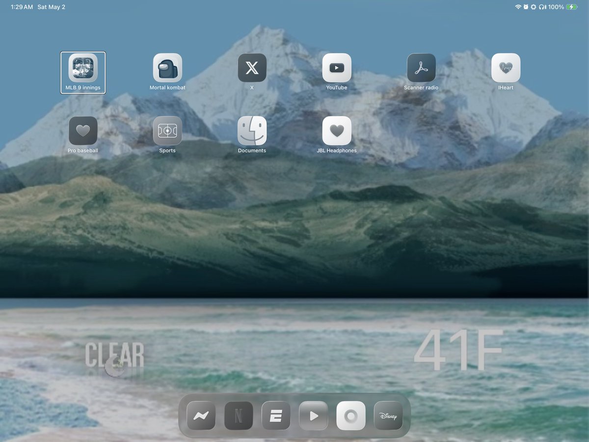 austynjohnson26's tweet image. Custom #wallboard 🌧️🫧

Inspired by Fav Weather by @daddykool666  
Wall: ☀ SUN Handcrafted Wallpapers (NO AI) V1.4 - ☀ FREE Pack ☀ by @MyLoveJewels 
Icons Vision iOS by @tweetbyyahn 
Simple and calm with the live weather widget.

Hope it brings some calm ✨