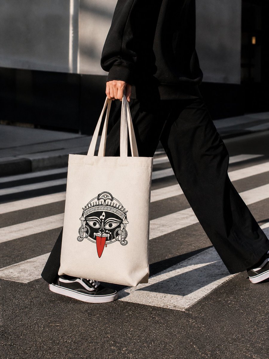 GreenVanaa's tweet image. Own the moment. Carry the statement.A tote that blends bold expression with everyday function — minimal, powerful, unapologetic.#StreetStyle #UrbanFashion #MinimalLuxury #WearYourStory