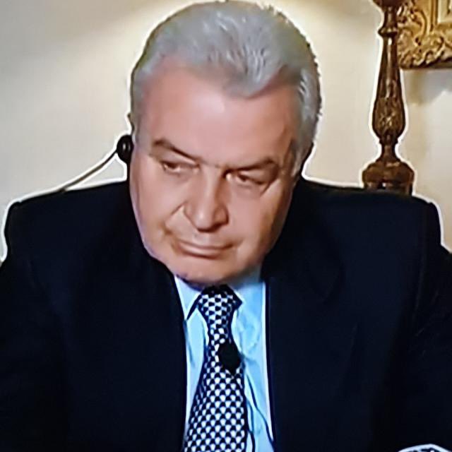 marcell16895275's tweet photo. Ci siamo fermati per capire ragionare e ridare dignità politica alla #Sicilia credere in questo progetto significa credere in voi e nel futuro delle nuove generazioni!
#Autonomia
#Sicilia
#AngeloGiorgianni
@angelogiorgian2 https://t.co/mIbtSII0jH