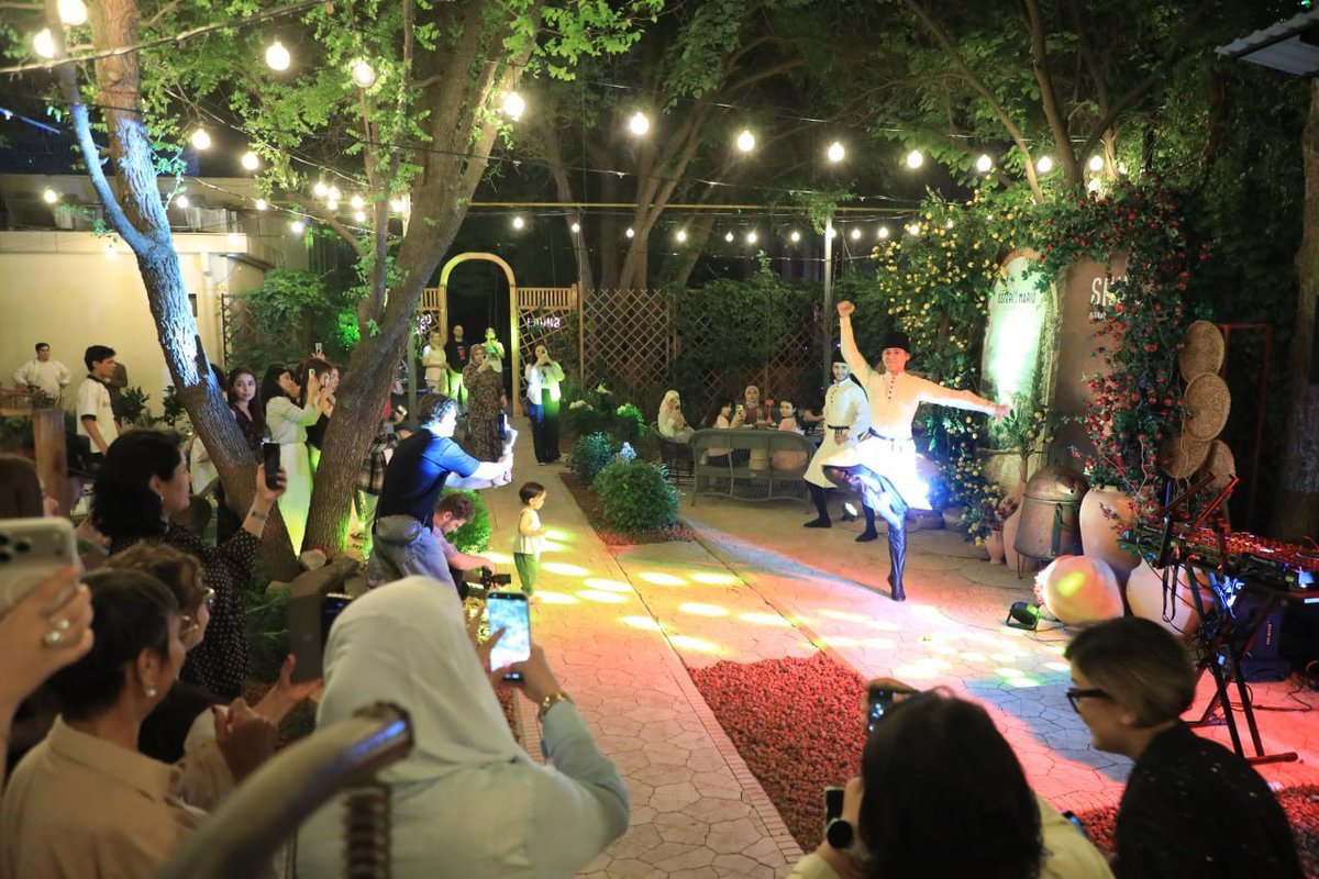 Uzbek_Tourism's tweet image. 🌍Global restaurant chains are entering #Tashkent🇺🇿,with international experts noting one of region’s fastest-growing dining markets.🍽️Rising standards and vibrant gastronomic scene are boosting tourism appeal
🔗 gov.uz/en/uzbektouris…
#TourismUzbekistan #Gastronomy #Investment