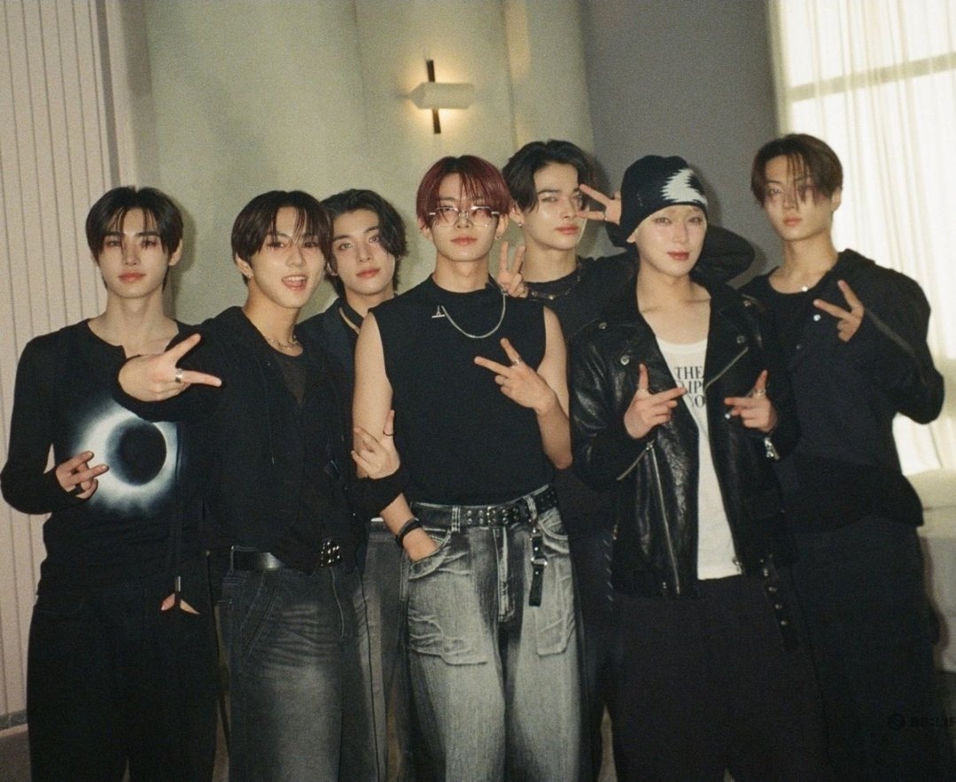 bringhee_seungback7777 tweet media