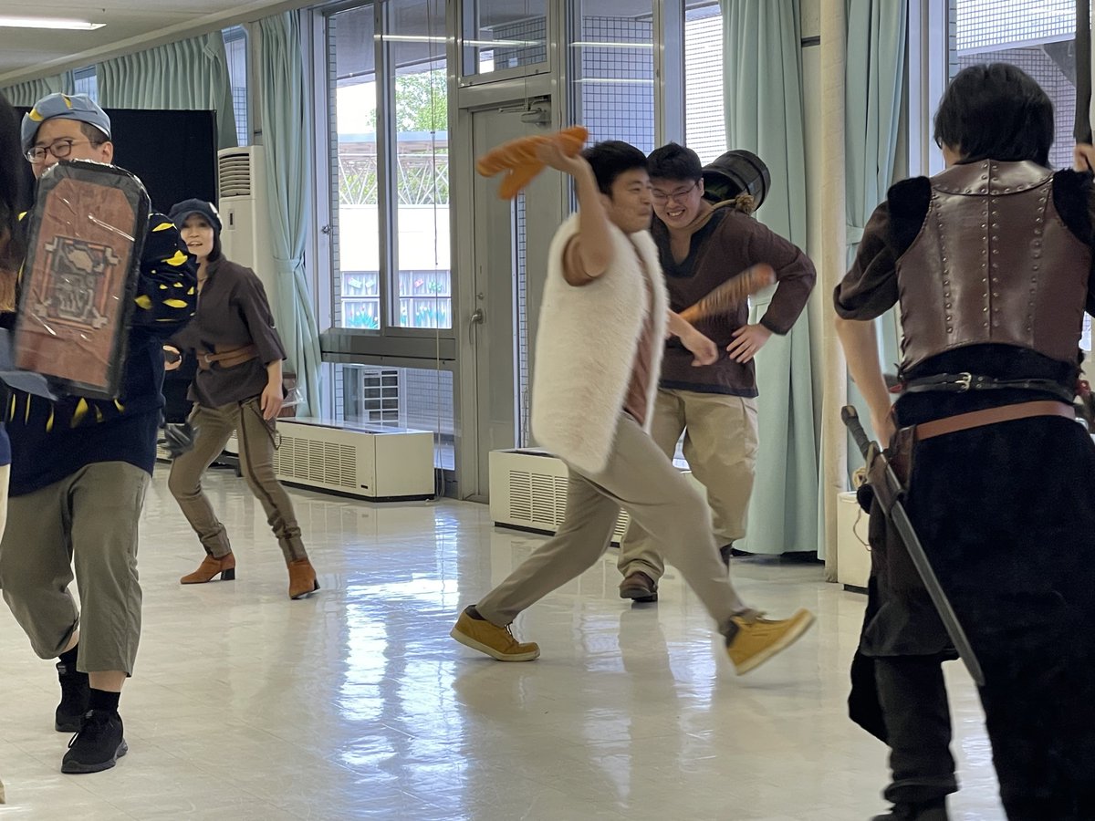 LARP_Laymun's tweet photo. さあ、山賊と戦闘です!
#laymun https://t.co/cqsWVkHbHC