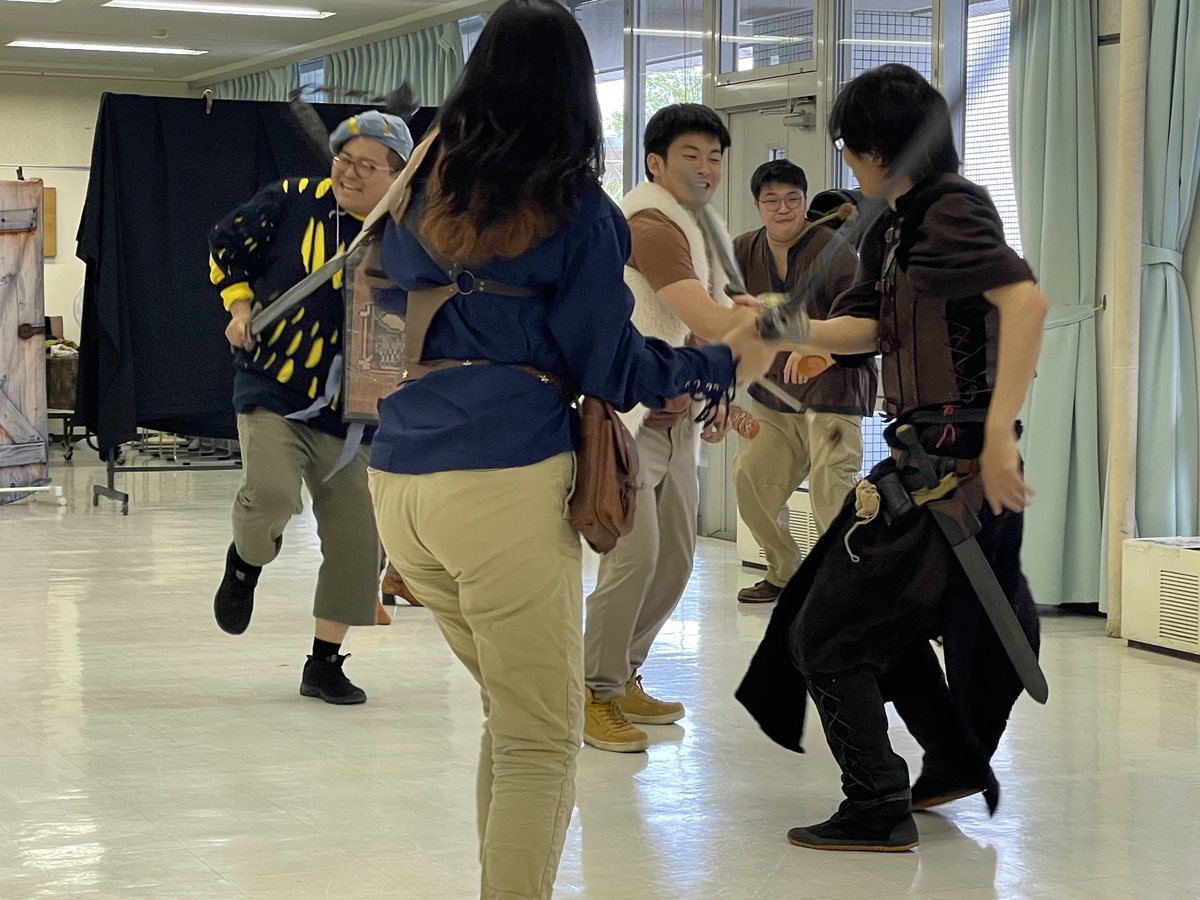 LARP_Laymun's tweet photo. さあ、山賊と戦闘です!
#laymun https://t.co/cqsWVkHbHC