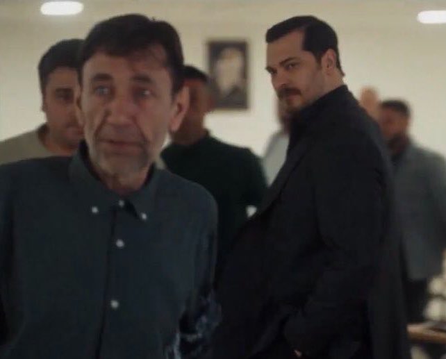 Sarp ve Coşkun, yeniden bir arada!

İçerde dizisinde birlikte rol alan Çağatay Ulusoy ve Nebil Sayın, 10 yıl sonra Eşref Rüya dizisinde tekrar bir araya geliyor.