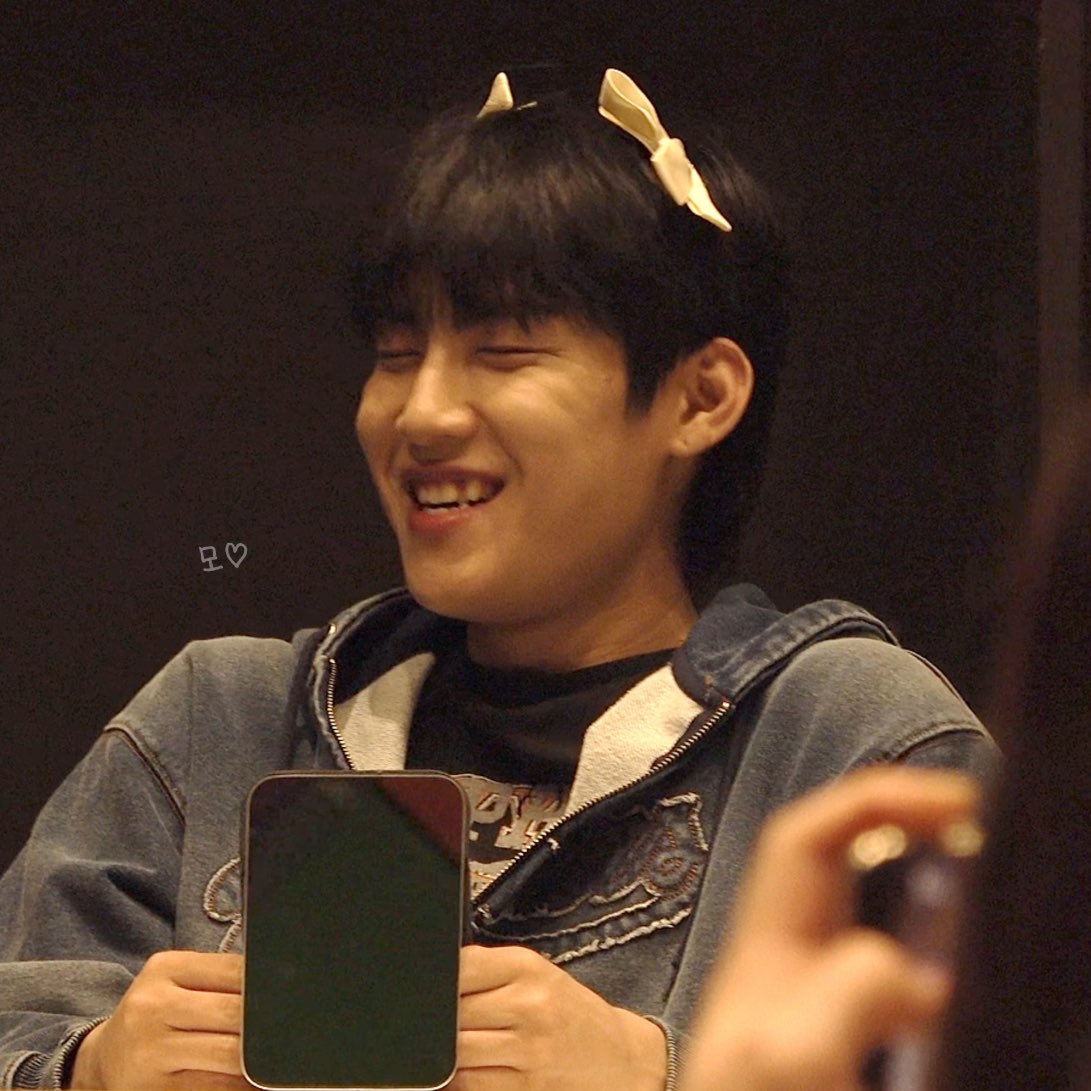 모 ♡ tweet media