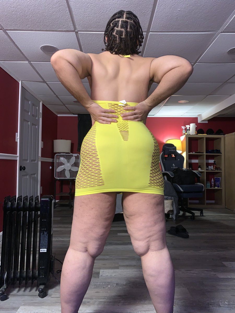 BIGBOOTYLEX tweet media