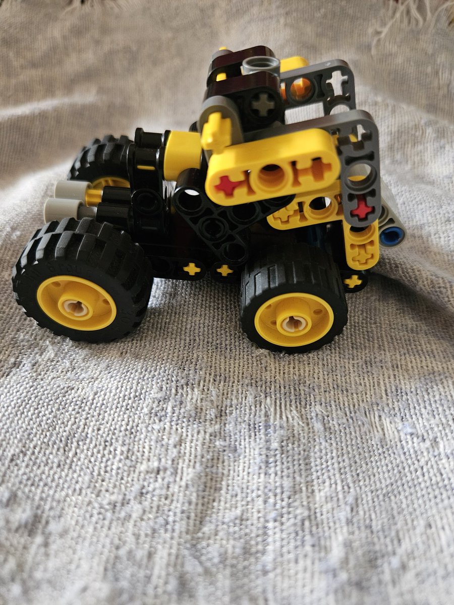 dilmeetsingh's tweet photo. Some inspiration - creation of little one. https://t.co/jnn3NogEc7