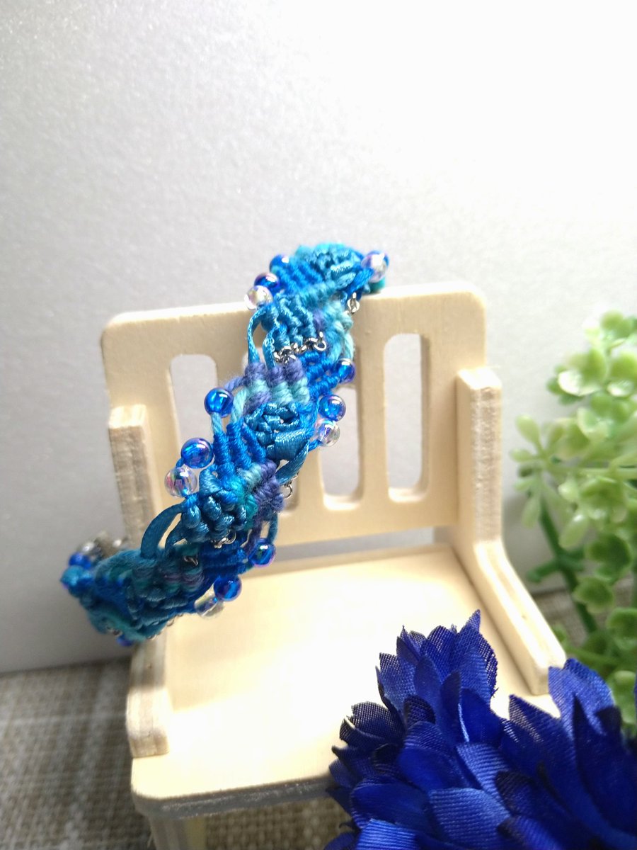 cranberry0423_'s tweet image. ブレスレット
 #ハンドメイド
 #ブレスレット
 #BLUE