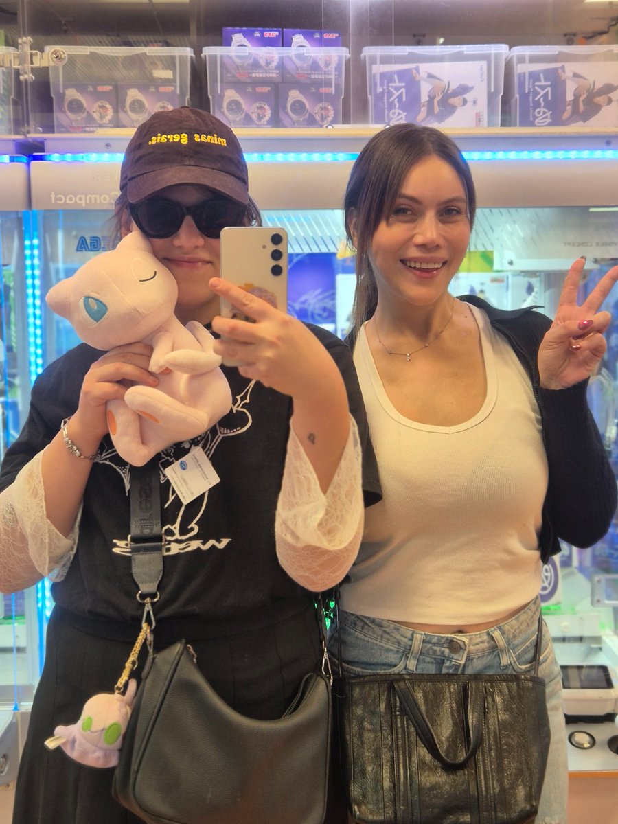 cecilily tweet media