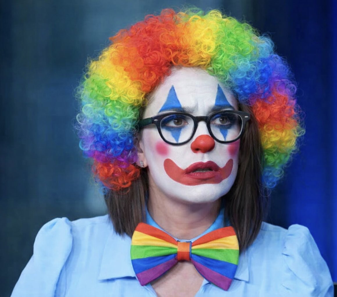 rlaj1968's tweet photo. @JessicaTarlov Jessica, you’re a clown 🤡 https://t.co/O7a0t48Pfm