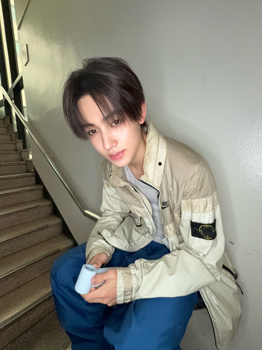 seonghyeon pics tweet media