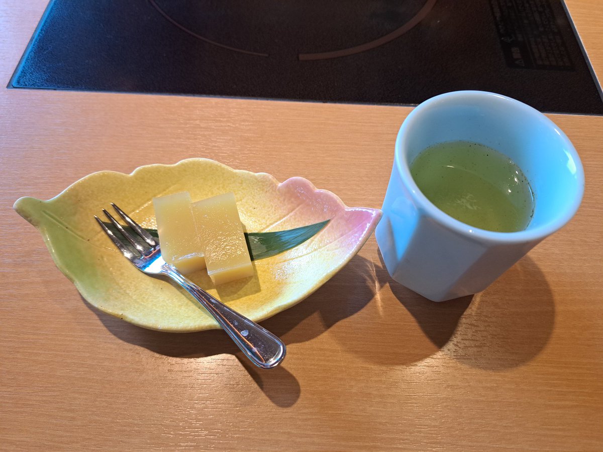 tabearukikun's tweet photo. 木曽路でランチ(4/30)
『春籠御膳』と『木曽』、『籠盛定食』 https://t.co/iiPADQVMtU