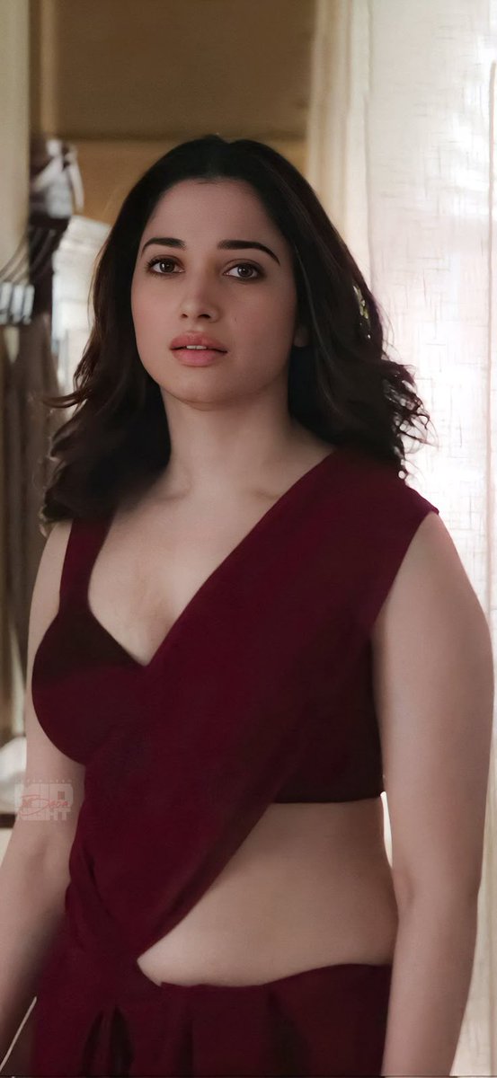 vihaan0fficial's tweet photo. thamanna bhatia's unreal change to a cute hotteee in to India's most wanted m!lf..

she's just 36 year old - a thread 🥵🧵 https://t.co/wD4YKcNvvn