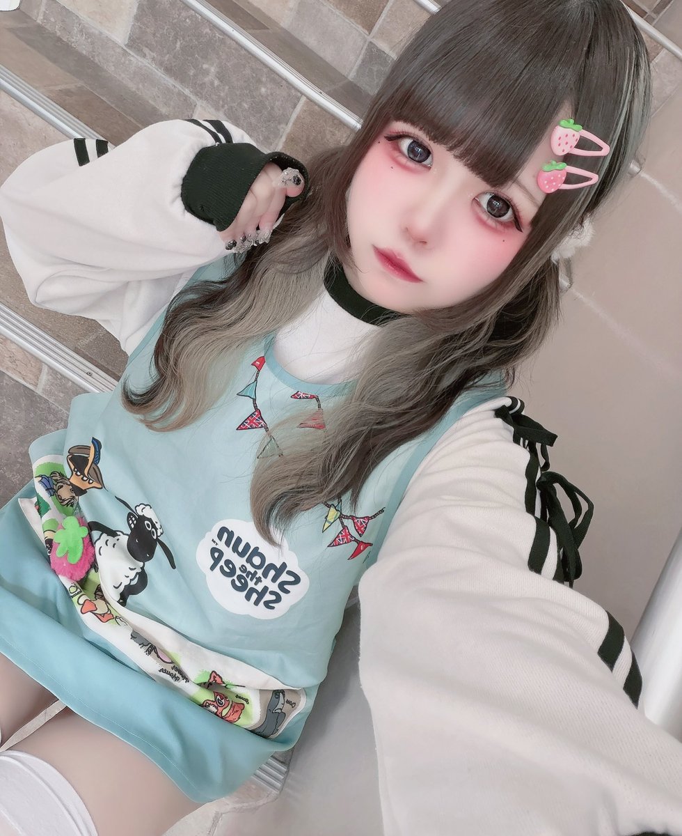 閏 ☁️ tweet media