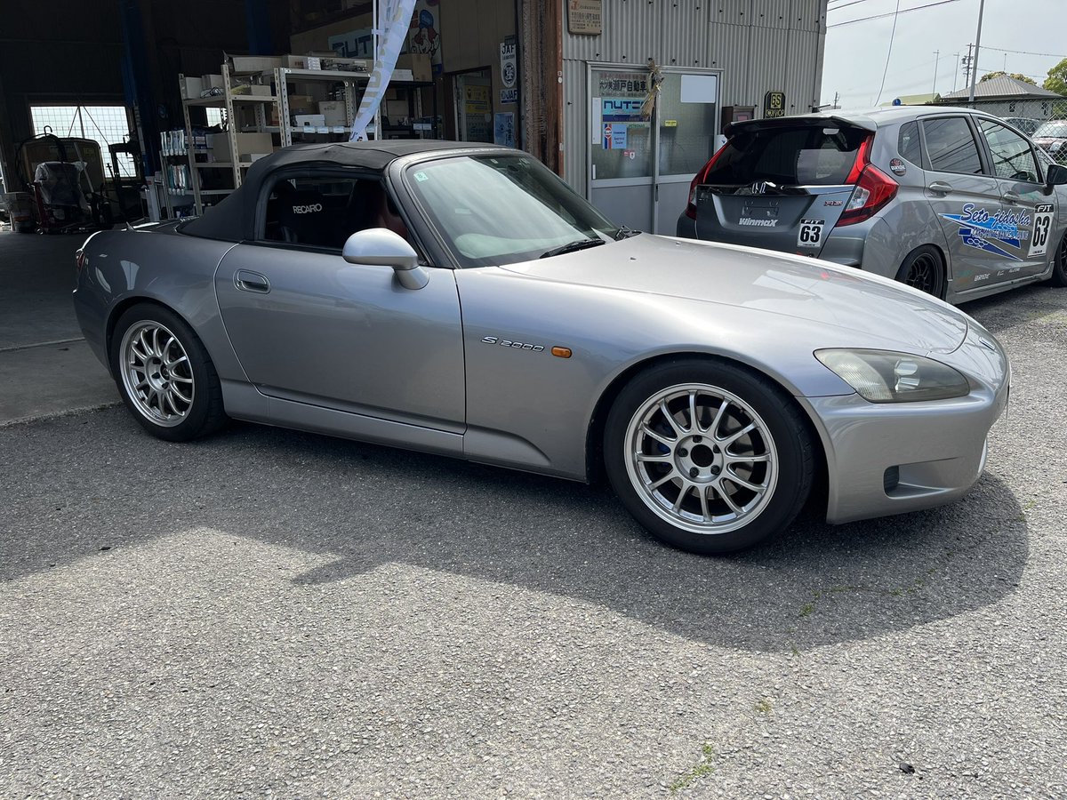 setojidosya's tweet photo. AP1のお客様
当店のシングルマフラー取付
純正からの変化を楽しんでください！
関東からありがとうございました🙇‍♂️

浜松からご来店頂きエキマニを購入して頂いたお客様もいらっしゃいました。
こちらもありがとうございました🙇‍♂️
GWですね。当店3~6日までお休みになります。よろしくお願い致します https://t.co/boLMRdmxik