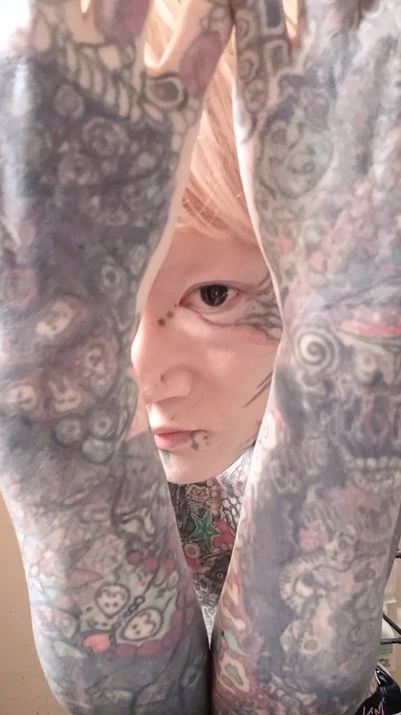 Hyrys_ncamR's tweet image. ✺GOOD MORNING WORLD✺
🌞😺☀️🌏🌎🌍🐯🐈🐈‍⬛🐆🐅🐾🐾🐾🩷🩷🩷❤️💖 #tattoo #татуировка