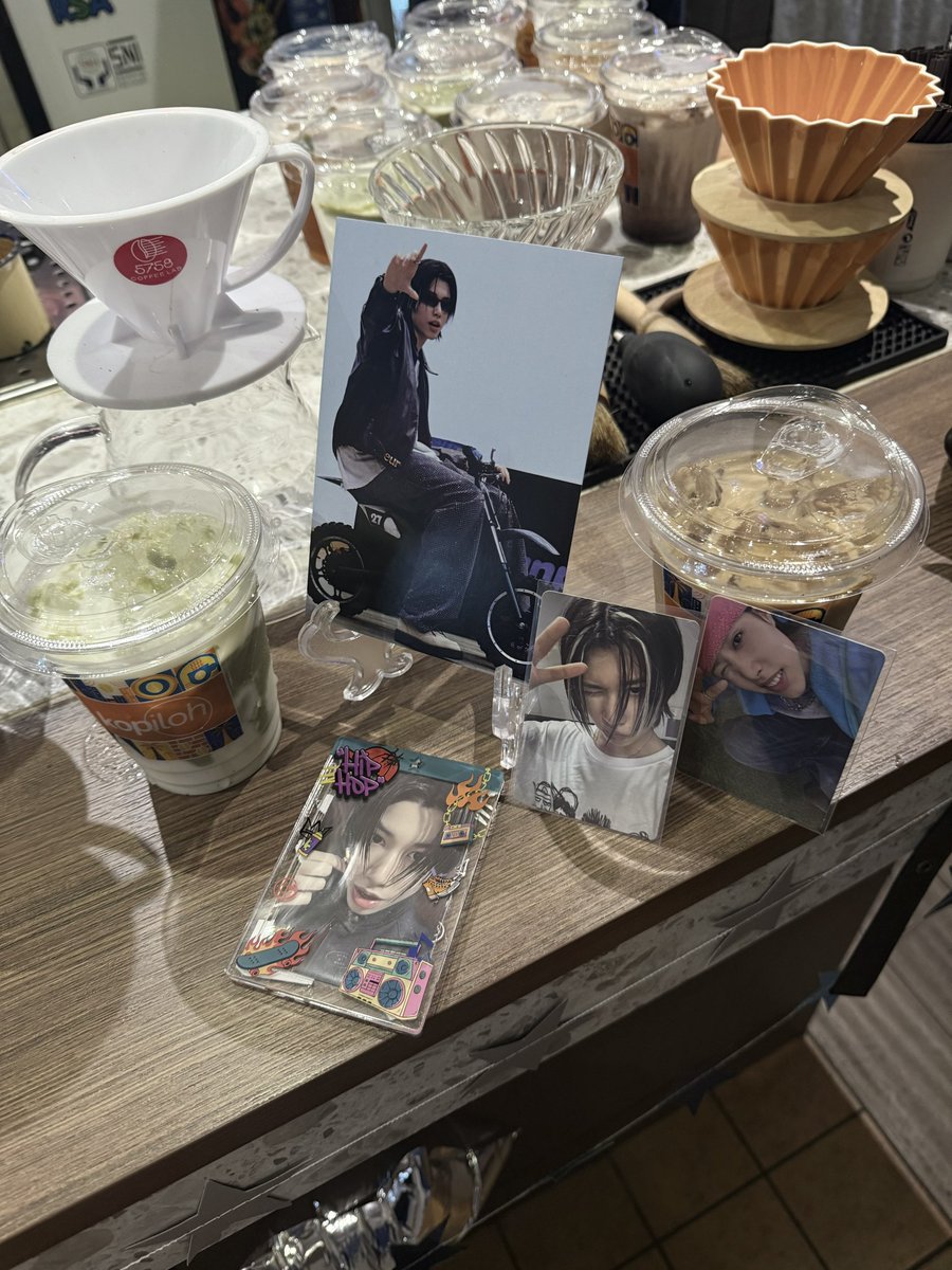 ohyulyul's tweet photo. Louis birthday event by @limlouis_idn 🤍✨

Our Blooming Star Louis
#MayDaywithLouis #LouisLittleAnimalWorld
#LNGSHOT #롱샷 #LOUIS #루이 https://t.co/vAyXEsy7dR