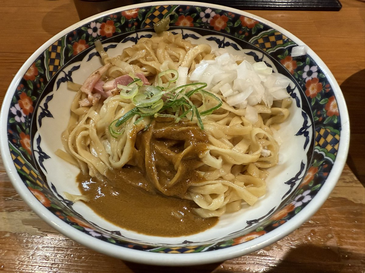 アザラシ型カトレア tweet media