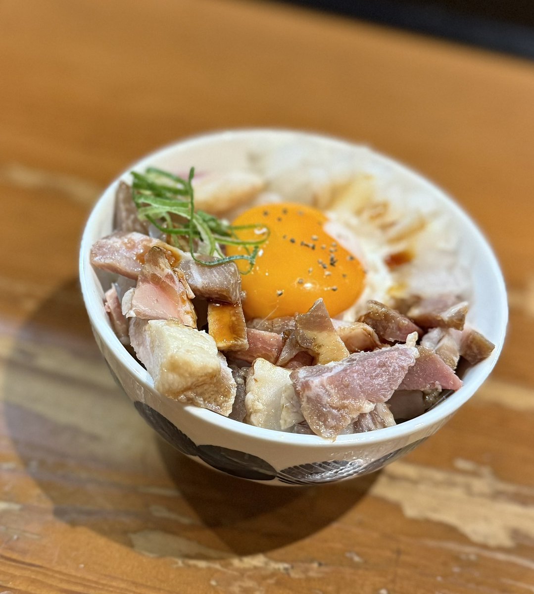 アザラシ型カトレア tweet media