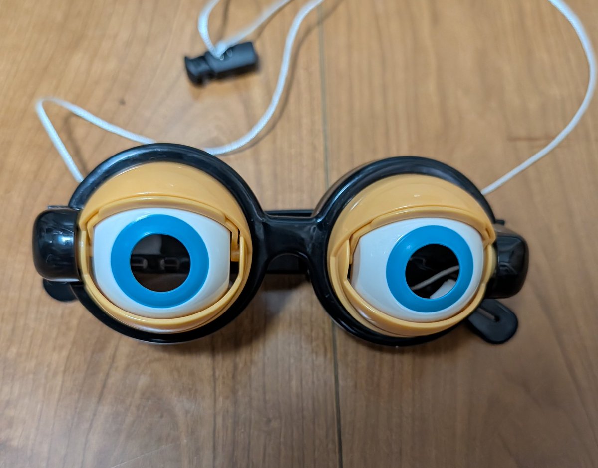 sabotenchi's tweet photo. 最近ザコシメガネで大笑いするうちの子供。案外こういう原始的なおもちゃが笑えるのかも😊でもしつこく「やってやって！」が辛い時も😂
アマゾンでお安く買える。 https://t.co/CJmPeNkmBH