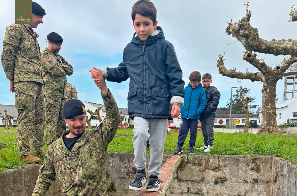 Exercito_pt's tweet photo. 🪖 Pequenos recrutas, grandes descobertas

💪 “Alista-te por um dia” é uma experiência que desafia, ensina e desperta o espírito de equipa desde cedo.

Desde sempre a honrar Portugal!
#ExércitoPortuguês #ZMA #RG2 #Potencial_Humano #Cooperação_Nacional https://t.co/xcmc0cRc2b