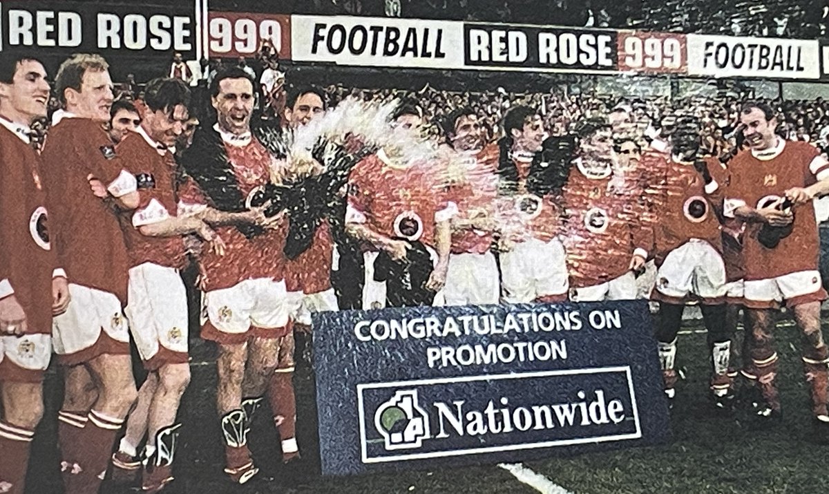 Bristol City Shirt tweet media