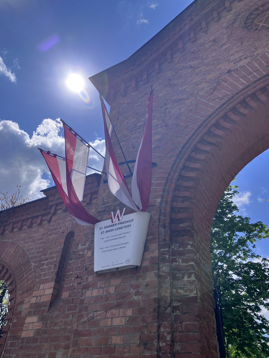 kaffee_jause's tweet image. ドナウタワーの後はモーツァルトの墓のあるザンクト・マルクス墓地

2026.4.22
#austria #Wien #ウィーン