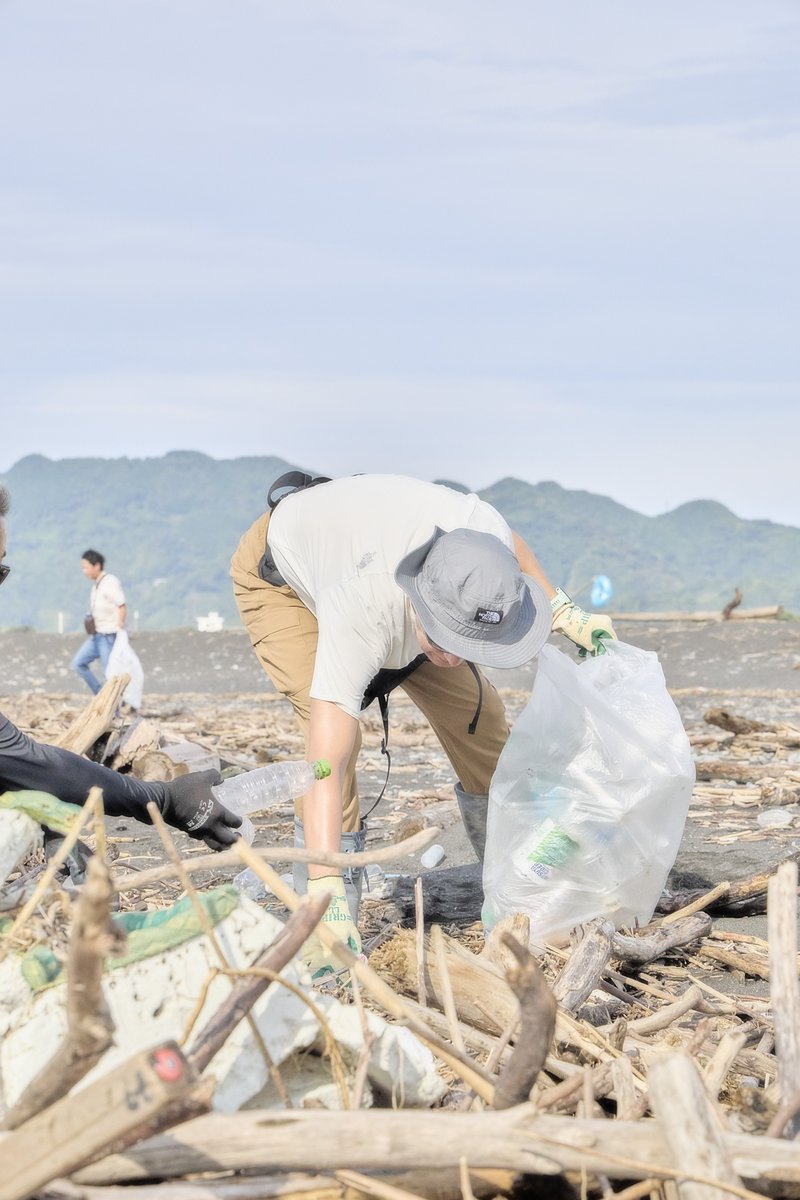 syasin_daisuki's tweet image. 2025/9/14 中島海岸清掃活動

#photo
#静岡市
#清掃活動
#ボランティア
#静岡県海岸プラスチックごみ防止県民６R運動
#カチカチ鳥
#Refill静岡
#Refilljapan
#杣プロジェクト
#海とTomoプロジェクト
#marine heart
#静岡・海辺づくりの会環境美化部
#まなキキプロジェクト