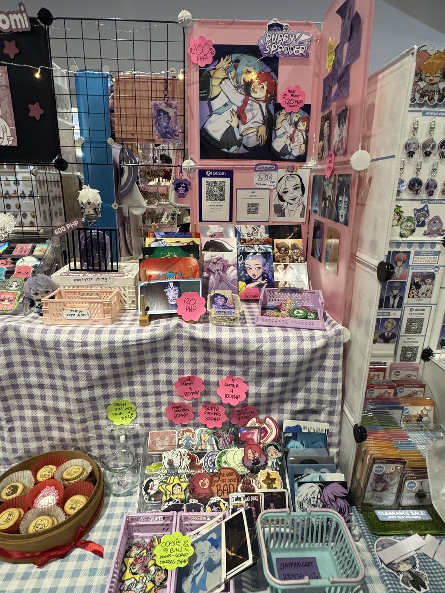 puppyspooder's tweet photo. Haihaii!! Here at Ozine Fest in megamall! I’ll be here from 10am to 9pm 💜
Then tomorrow again! Same time same place :3 https://t.co/NEEHw5wVHX