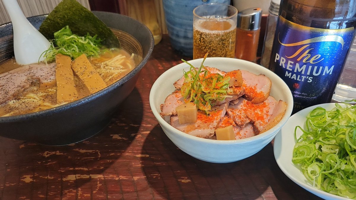 orste's tweet photo. 久しぶりの地元飯ラーメソ https://t.co/oGmREUD9oF