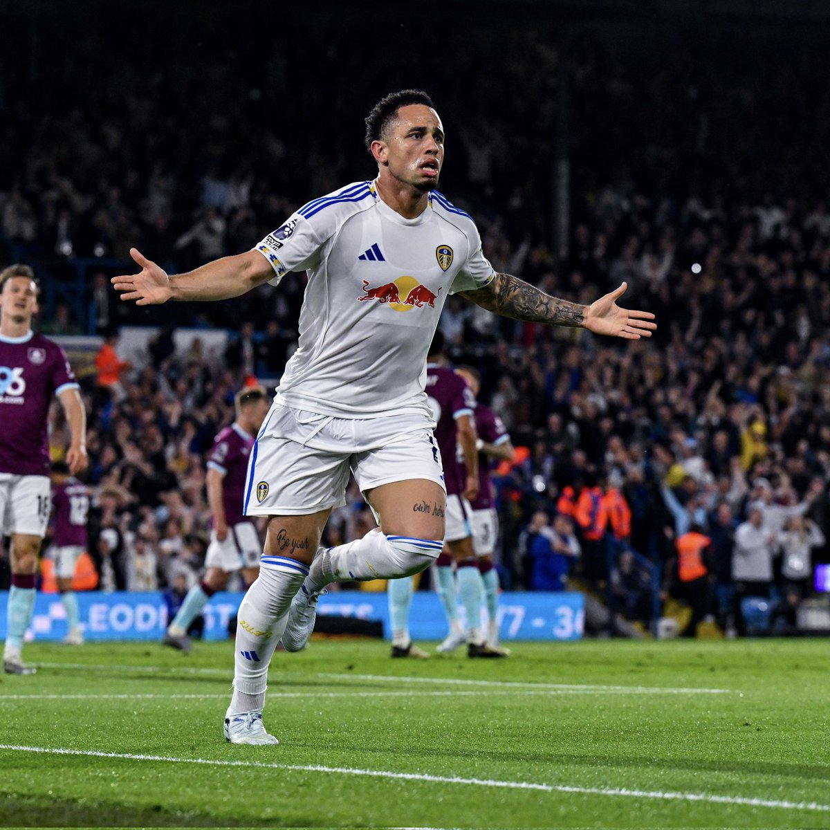 Leeds Fans (C) 🇨🇴 tweet media