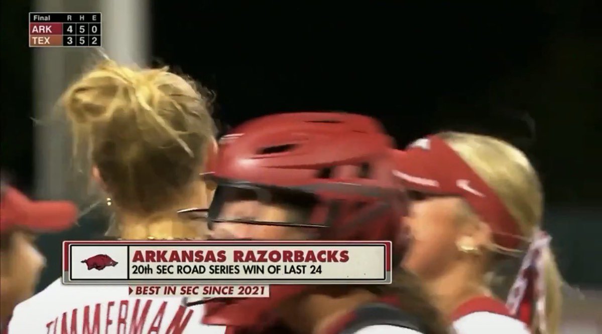 no context arkansas🐗 tweet media