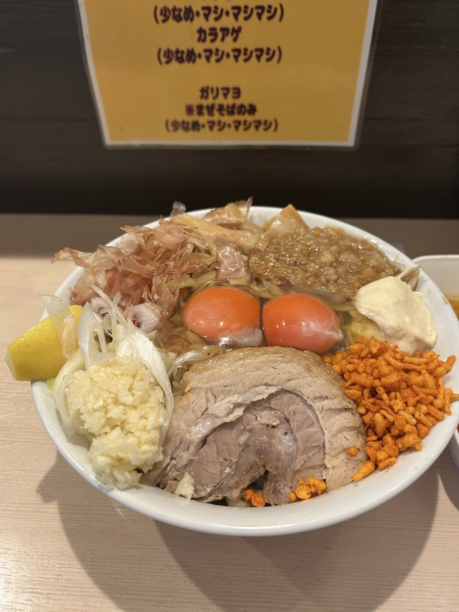 囚人＠ペロリン tweet media