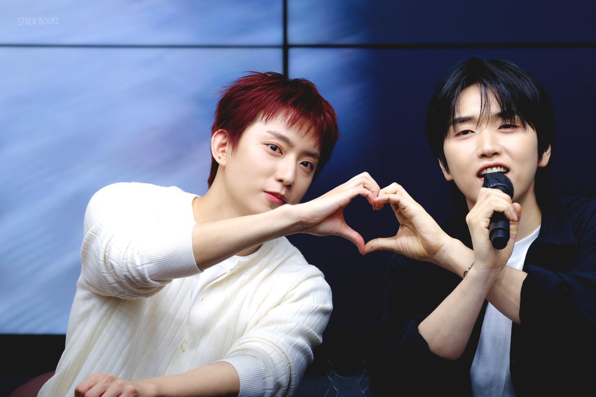 별책방 tweet media