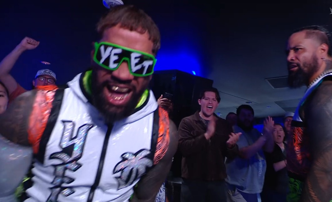 PraveVlogs's tweet image. THE USOS vs SOLO SIKOA &amp;amp; TALLA TONGA ( THE MFT ) 💥 | SMACKDOWN 2026 MAY 01 🔥

#SmackDown #FridayNightSmackDown #WWE