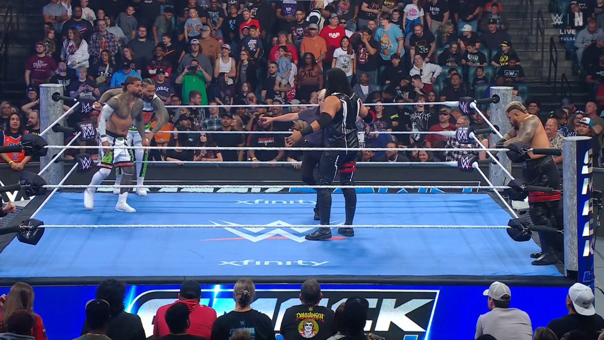 PraveVlogs's tweet image. THE USOS vs SOLO SIKOA &amp;amp; TALLA TONGA ( THE MFT ) 💥 | SMACKDOWN 2026 MAY 01 🔥

#SmackDown #FridayNightSmackDown #WWE